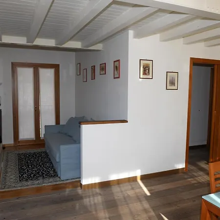 Bellaiseo Luxury Rooftop Apartment Pilzone